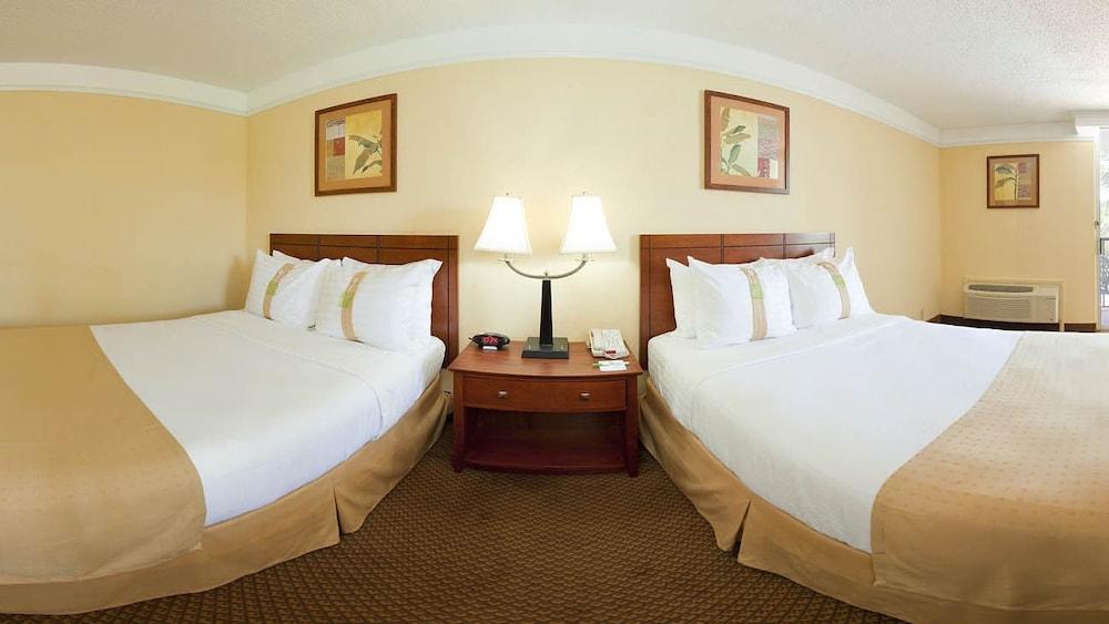 Holiday Inn Ponce & El Tropical Casino By Ihg Esterno foto
