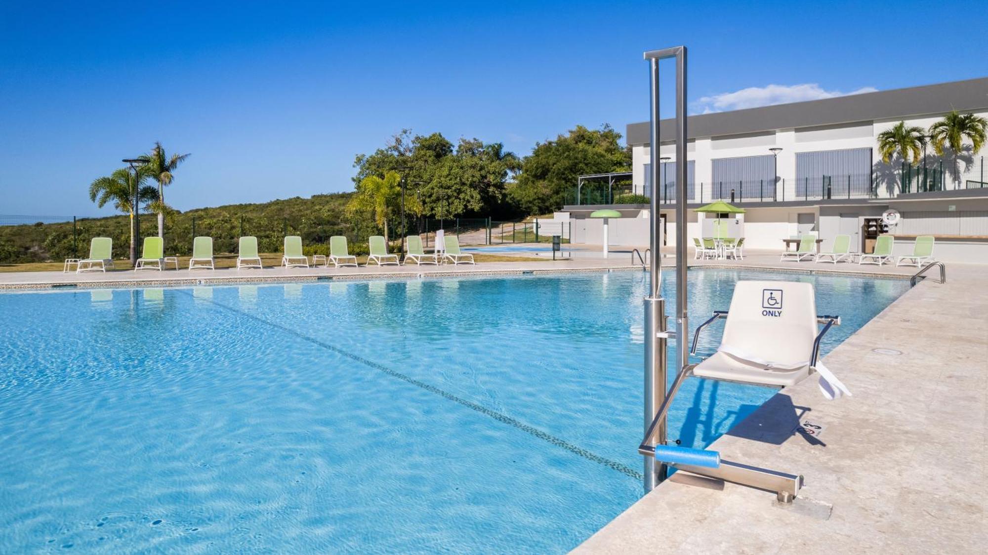 Holiday Inn Ponce & El Tropical Casino By Ihg Esterno foto