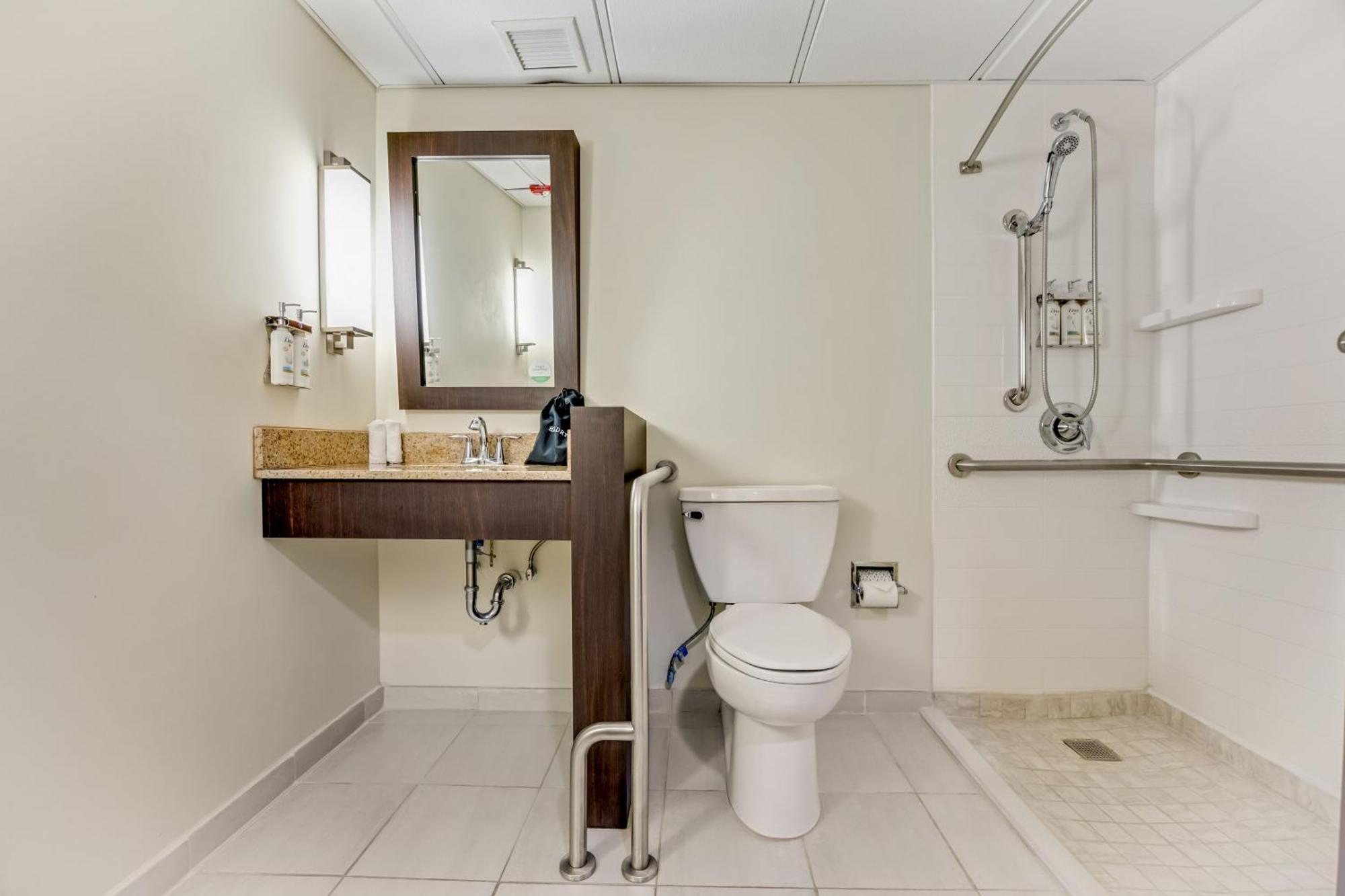Holiday Inn Ponce & El Tropical Casino By Ihg Esterno foto