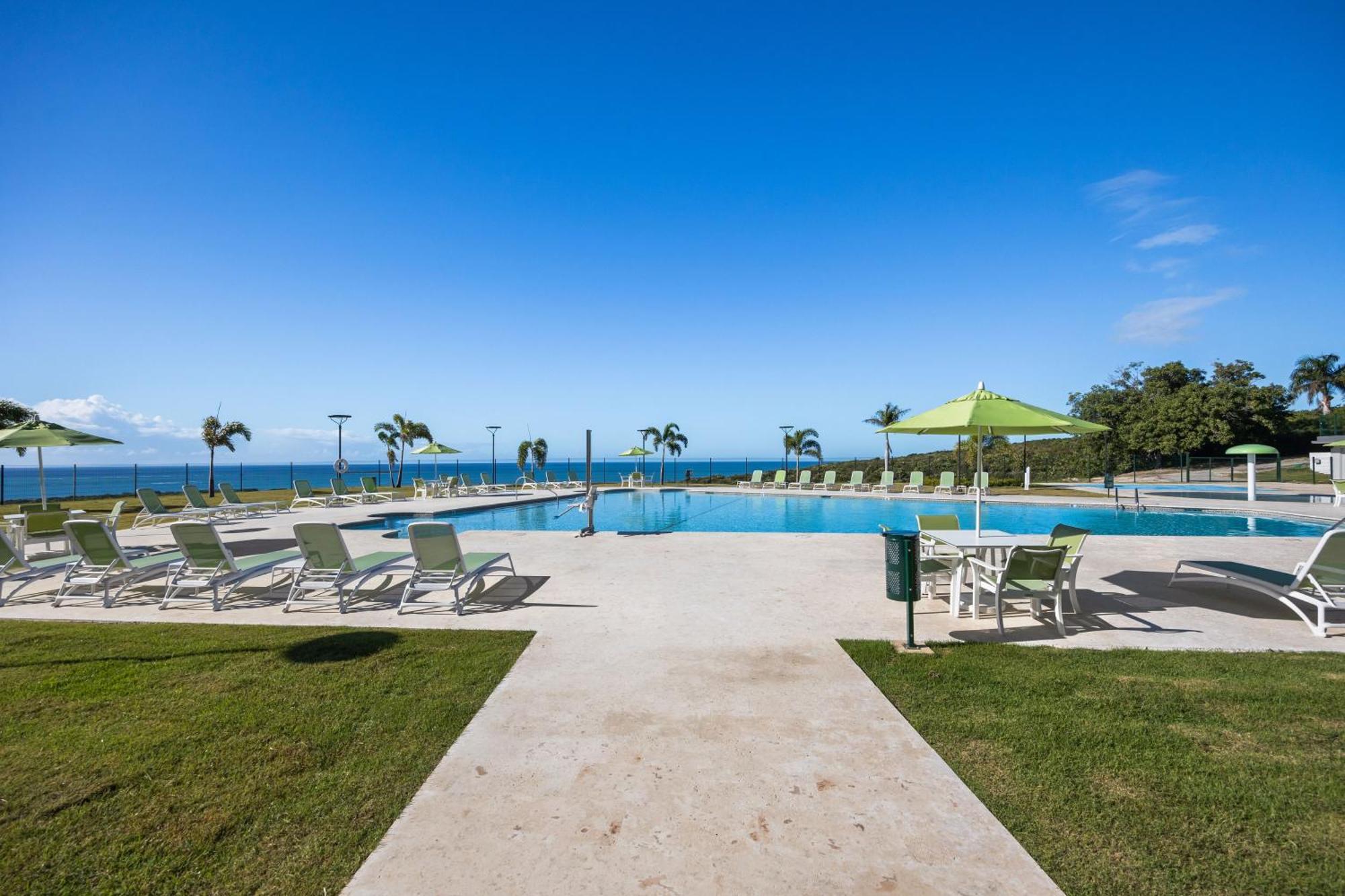 Holiday Inn Ponce & El Tropical Casino By Ihg Esterno foto