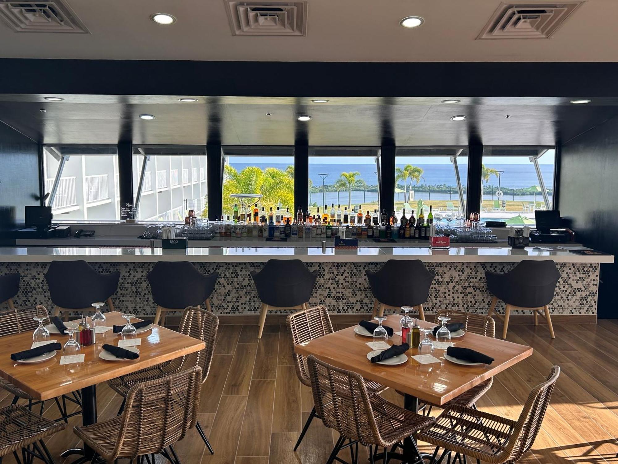 Holiday Inn Ponce & El Tropical Casino By Ihg Esterno foto