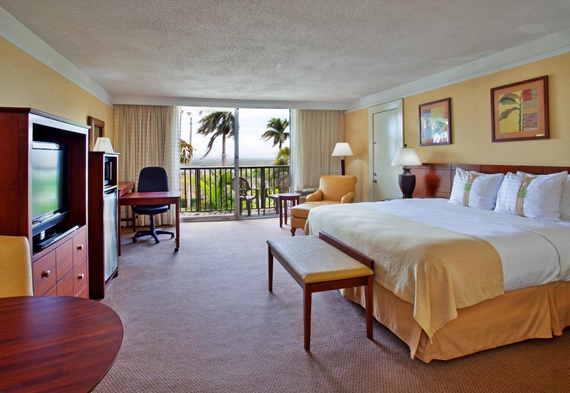 Holiday Inn Ponce & El Tropical Casino By Ihg Esterno foto
